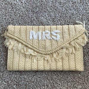 “MRS” clutch!💍